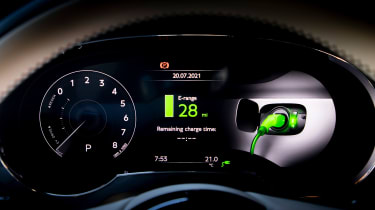 Bentley Bentayga Hybrid - dials