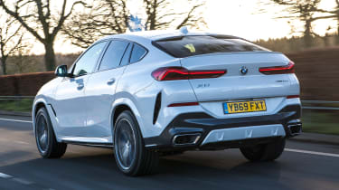 BMW X6 - rear