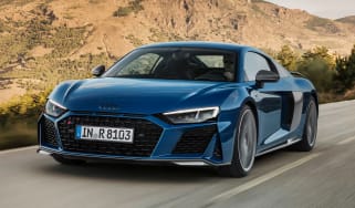 Audi R8 - front