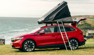 Skoda Enyaq iV FestEVal - side static with rooftent up
