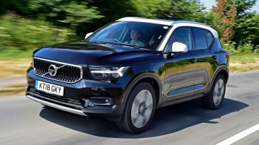 Volvo XC40 T3 - front