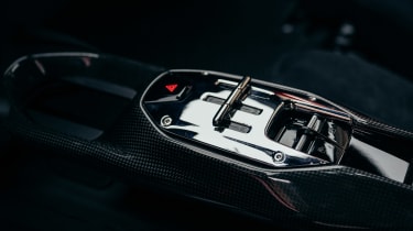 Ferrari SF90 XX Stradale - centre console