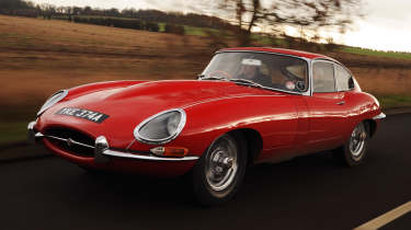 Jaguar E-Type - dynamic front three quarter
