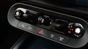 MINI Countryman - centre console switchgear