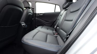 Hyundai IONIQ hybrid 2016 UK - rear seats