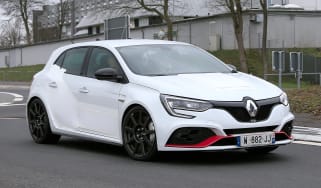 Renault Megane R.S. Trophy-R - spyshot 1