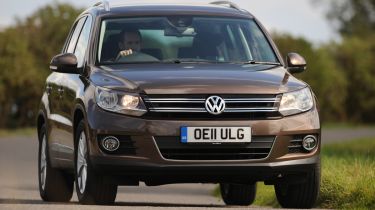 Volkswagen Tiguan front cornering