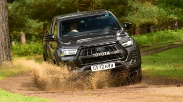 Toyota Hilux - off-road