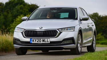 Skoda Octavia - front cornering