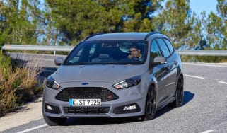 Ford Focus ST Estate 2015 front