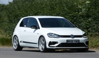 Mountune VW Golf R - front tracking