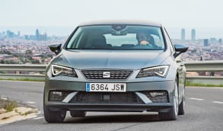 SEAT Leon - front cornering
