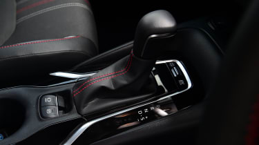Toyota Corolla - gear selector