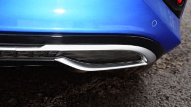 Kia Ceed - exhaust