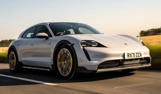 Porsche Taycan 4S Cross Turismo - front