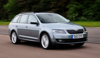 Skoda Octavia Estate 1.6 TDI front action