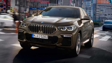 BMW X6 - full front action